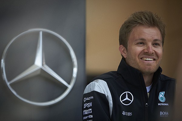 Rosberg niega irregularidad en su contrato con Mercedes