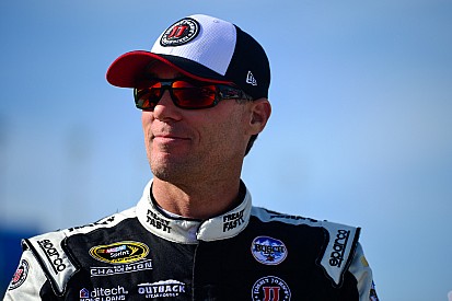 Trotz Markenwechsel zu Ford: Kevin Harvick verlängert bei Stewart/Haas