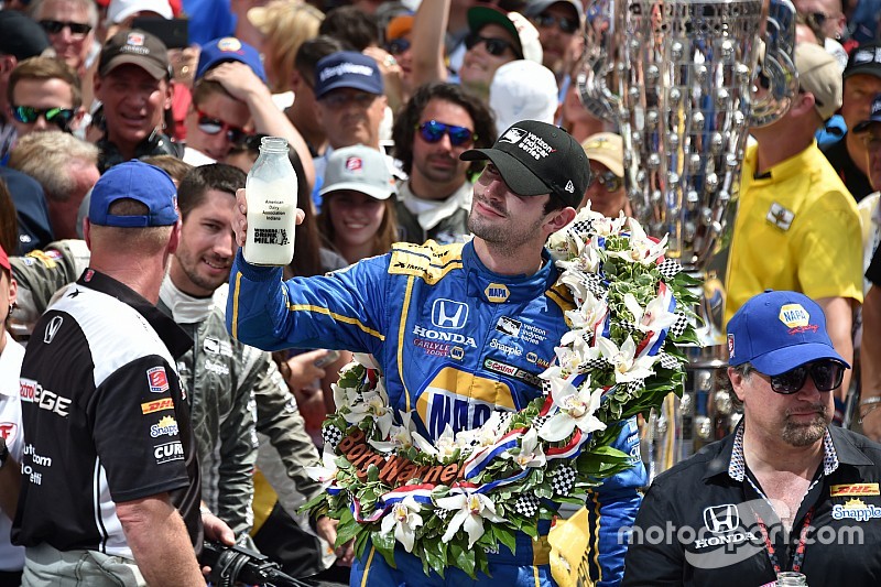 <b>Alexander Rossi</b>, felicitado en redes sociales - IndyCar Noticias