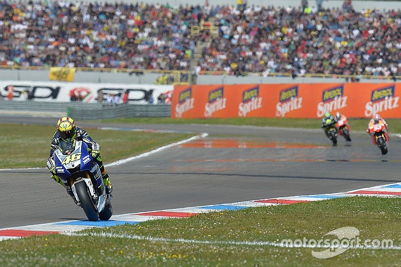 Valentino Rossi, Yamaha Fatory Racing