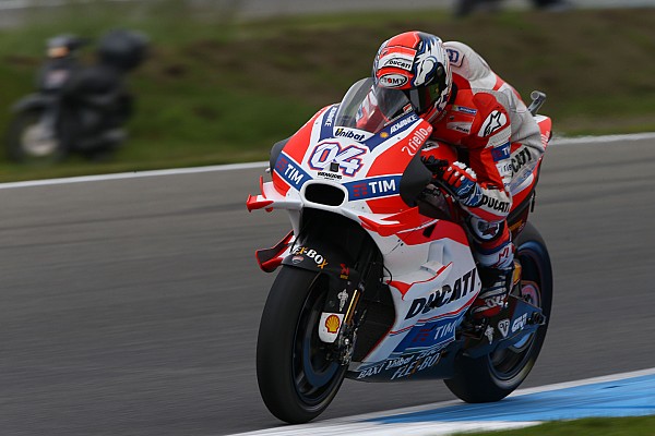 Fren&eacute;tica pole de Dovizioso