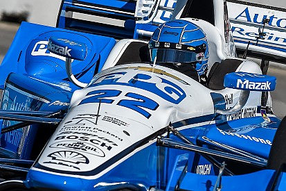 Pagenaud topt Penske 1-2-3, crash voor Montoya