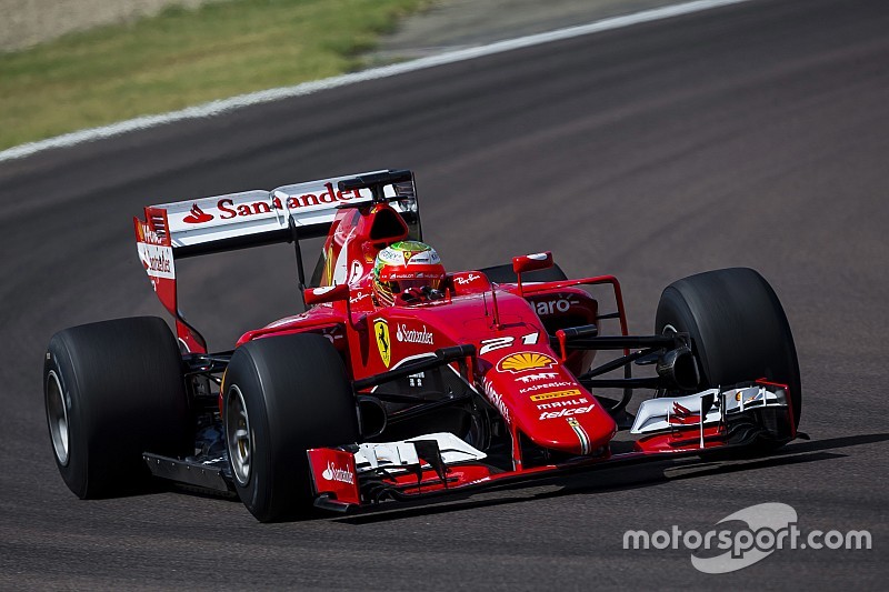 Esteban Gutierrez, Ferrari tests the 2017 spec Pirelli
