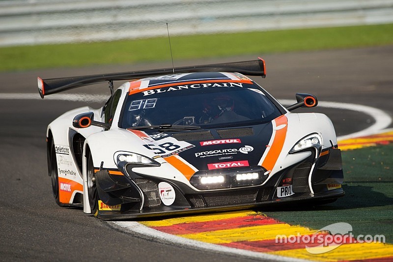 #58 Garage 59, McLaren 650 S GT3: Shane Van Gisbergen, Côme Ledogar, Rob Bell