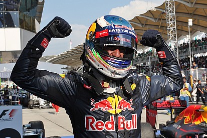 Daniel Ricciardo: Motorenprobleme von Mercedes könnten Red Bull Racing helfen