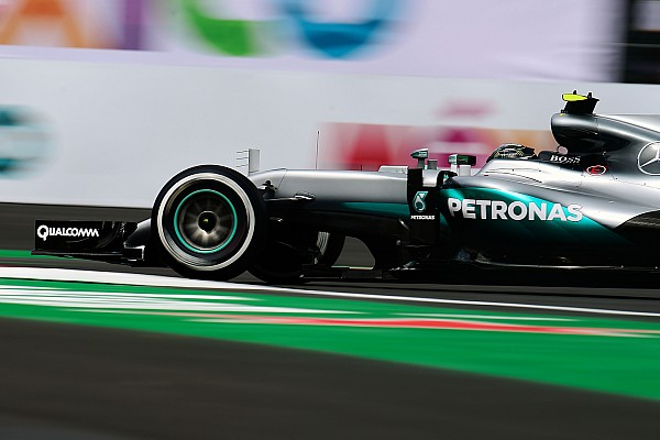 Rosberg: "En la primera vuelta cre&iacute; que mi coche se romp&iacute;a en pedazos"