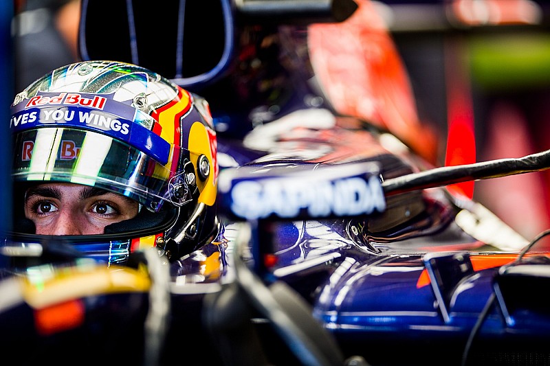 Carlos Sainz Jr., Scuderia Toro Rosso STR11