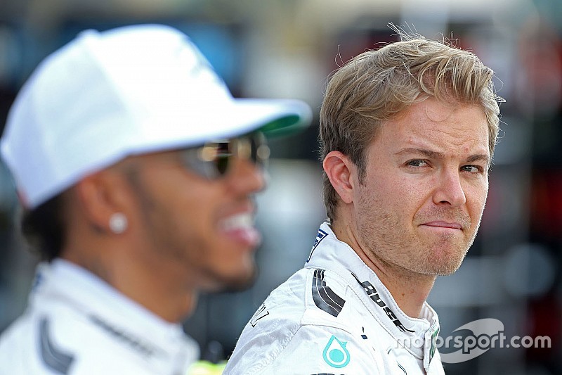 Nico Rosberg, Mercedes AMG F1 and Lewis Hamilton, Mercedes AMG F1