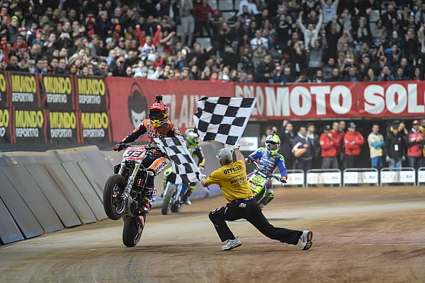 Márquez renoue avec la victoire au Superprestigio