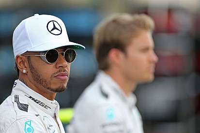 Hamilton: Veganismo e saída de Rosberg me ajudaram a evoluir