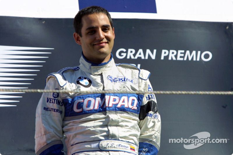 Juan Pablo Montoya en el podio