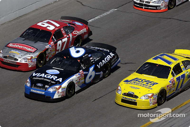 Kurt Busch, Mark Martin y Dave Blaney