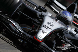 Alexander Wurz testa nova McLaren Mercedes MP4-18