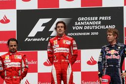 Podio: ganador de la carrera Fernando Alonso, Scuderia Ferrari, segundo lugar Felipe Massa, Scuderia