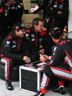 Timo Glock, Virgin Racing and Lucas di Grassi, Virgin Racing playing poker