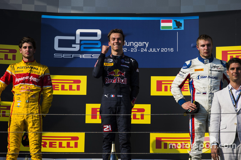 Pierre Gasly, PREMA Racing, Antonio Giovinazzi, PREMA Racing et Sergey Sirotkin, ART Grand Prix