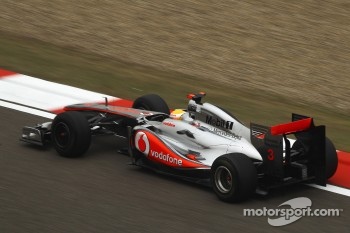 Hamilton wants to stay with McLaren