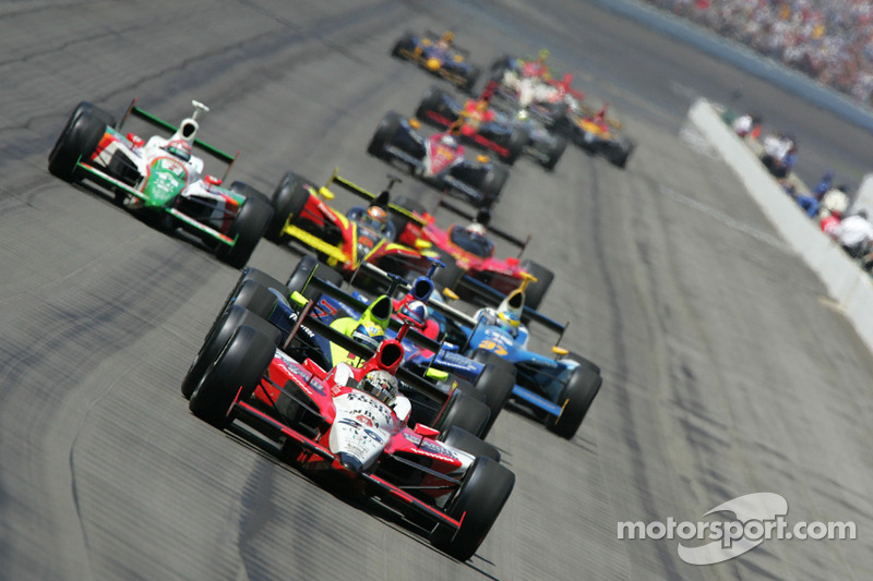 Dan Wheldon wint!