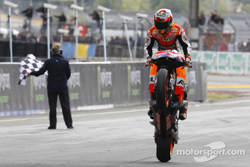 2011 : Casey Stoner (Honda RC212V)