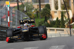 Виталий Петров, Lotus Renault GP