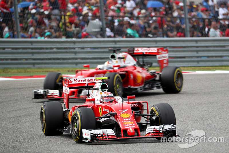 Кімі Райкконен, Scuderia Ferrari SF16-H випереджає Себастьяна Феттеля, Scuderia Ferrari SF16-H