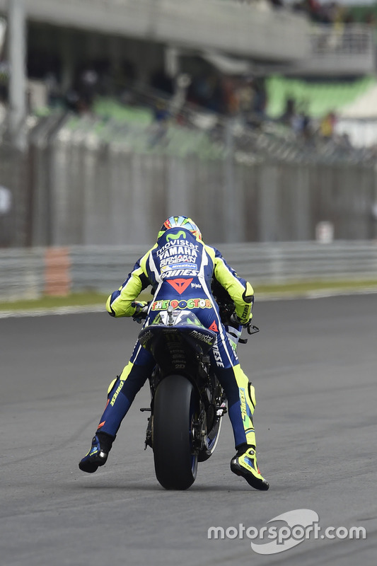 Valentino Rossi, Yamaha Factory Racing, Inicio de la práctica