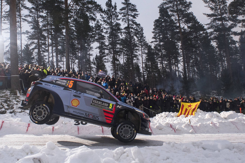 Тьєррі Ньовілль, Ніколя Жільсуль Hyundai i20 Coupe WRC, Hyundai Motorsport