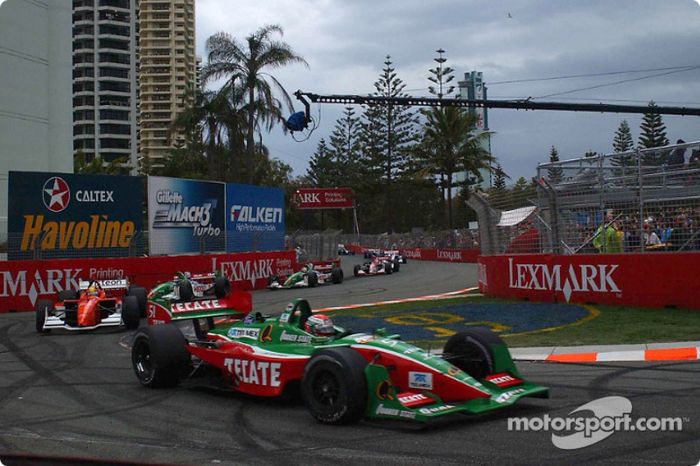 Primera vuelta: Adrián Fernández