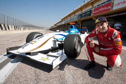 Jorge Lorenzo testet das GP2-Auto von Team Barwa Addax