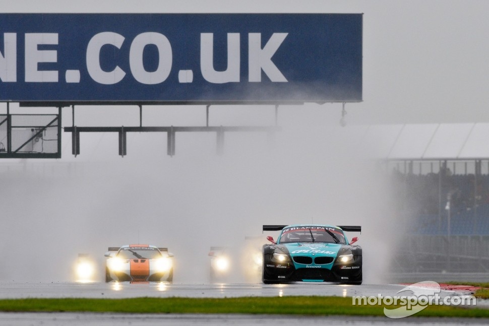 Race start: #66 Vita4One Racing Team BMW Z4 GT3: Greg Franchi, Frank Kechele, Adam Carroll