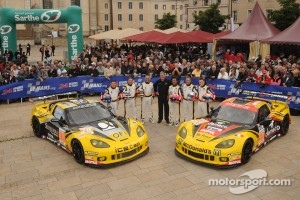 #70 Larbre Competition Chevrolet Corvette C6 ZR1: Christophe Bourret, Pascal Gibon, Jean-Philippe Belloc, #50 Larbre Competition Chevrolet Corvette C6 ZR1: Patrick Bornhauser, Julien Canal, Pedro Lamy