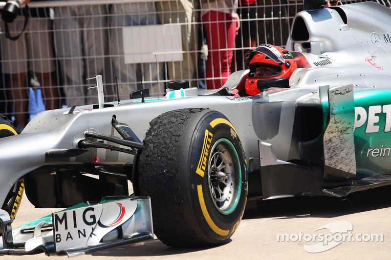 Michael Schumacher, Mercedes AMG F1 comemora sua terceira colocação no parque fechado