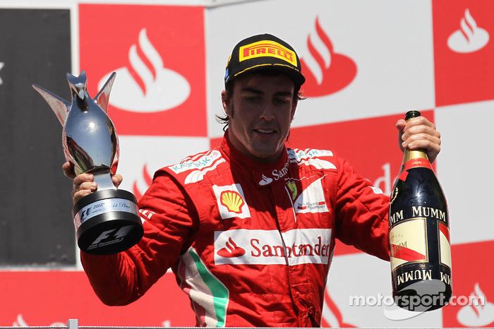 Ganador de la carrera Fernando Alonso, Scuderia Ferrari