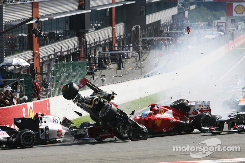 F1 2012 - Belga Nagydíj - startbaleset