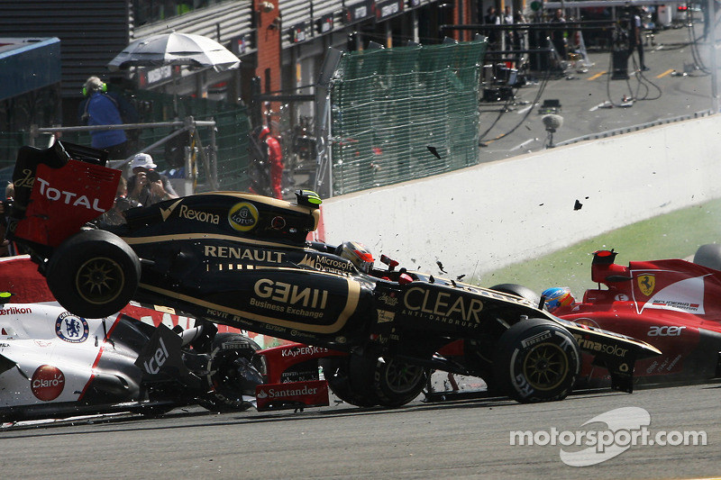 F1 2012 - Belga Nagydíj - startbaleset