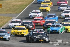 Bruno Spengler, BMW Team Schnitzer BMW M3 DTM leads the start