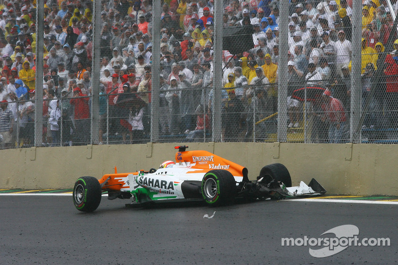 Paul di Resta, Sahara Force India crashed out of the race