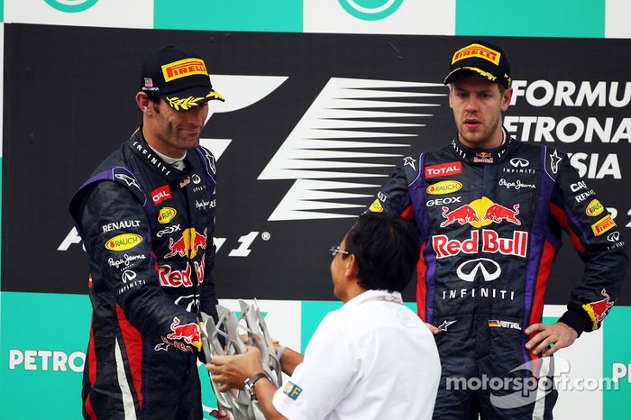 Podio: ganador de la carrera Sebastian Vettel, Red Bull Racing. Mark Webber, Red Bull Racing el segu