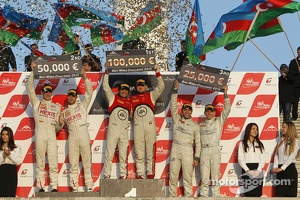 Podium: race winners and champions Stéphane Ortelli, Laurens Vanthoor, second place Rob Bell, Kevin Estre, third place Maximilian Buhk, Alon Day