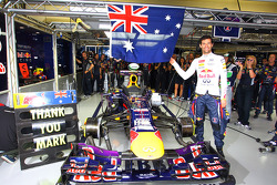 Mark Webber, Red Bull Racing, feiert das Ende seiner Formel-1-Karriere