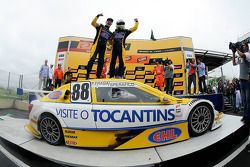 Winners Felipe Fraga and Rodrigo Sperafico, Vogel Motorsport Chevrolet