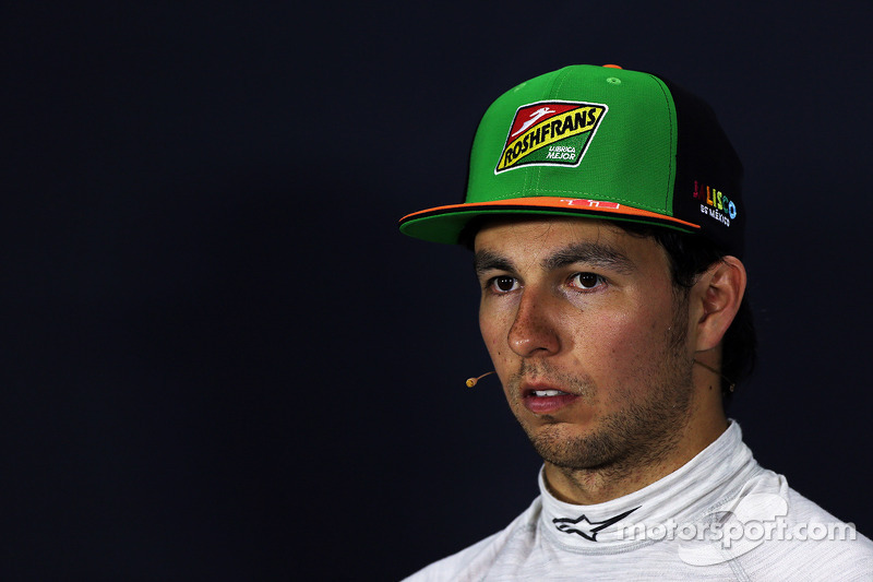 Terceiro lugar Sergio Perez, Sahara Force India F1 na conferência de imprensa pós-corrida