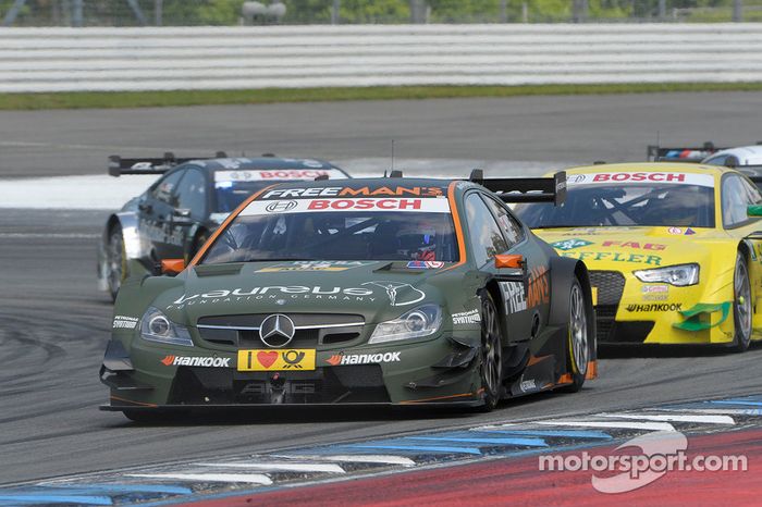 Robert Wickens, del equipo FREE MAN'S WORLD Mercedes AMG, en el DTM Mercedes AMG C-Coupé