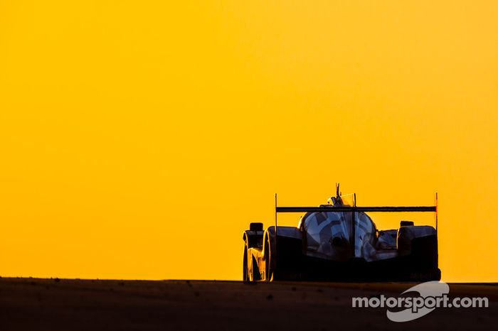 #20 Porsche Team Porsche 919 Hybrid: Timo Bernhard, Mark Webber, Brendon Hartley