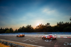 #66 Dörr Motorsport McLaren MP4-12C: Kevin Estre, Peter Cox, Tim Mullen, Sascha Bert ; #1 Black Falcon Mercedes-Benz SLS AMG GT3: Lance David Arnold, Jeroen Bleekemolen, Andreas Simonsen, Christian Menzel