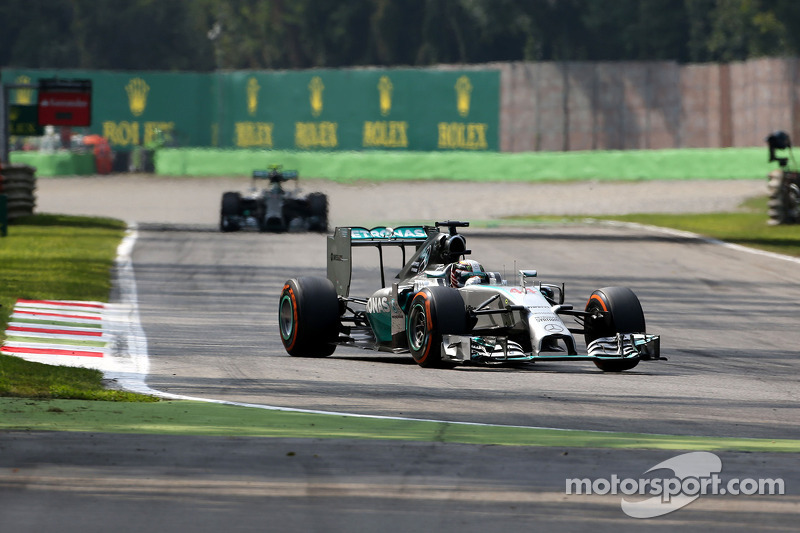 Lewis Hamilton, Mercedes AMG F1 Team  07