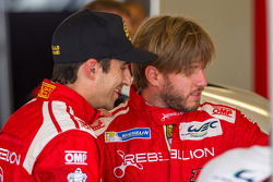 Nicolas Prost et Nick Heidfeld après l'accident à Pékin