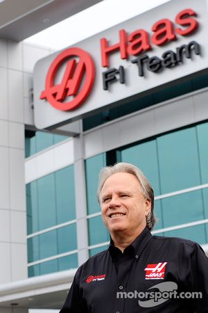 Gene Haas, en la fábrica de Haas F1 Team ubicada en Kannapolis, N.C.