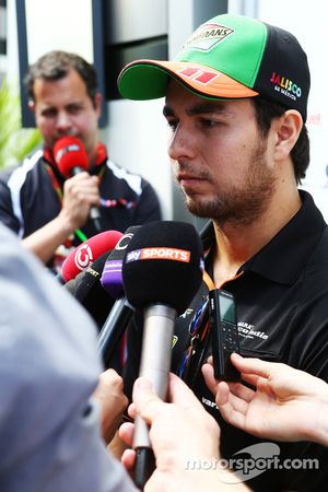 Sergio Pérez, Sahara Force India F1 con los medios de comunicación