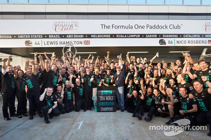 Mercedes AMG celebra el Campeonato de constructores de 2014